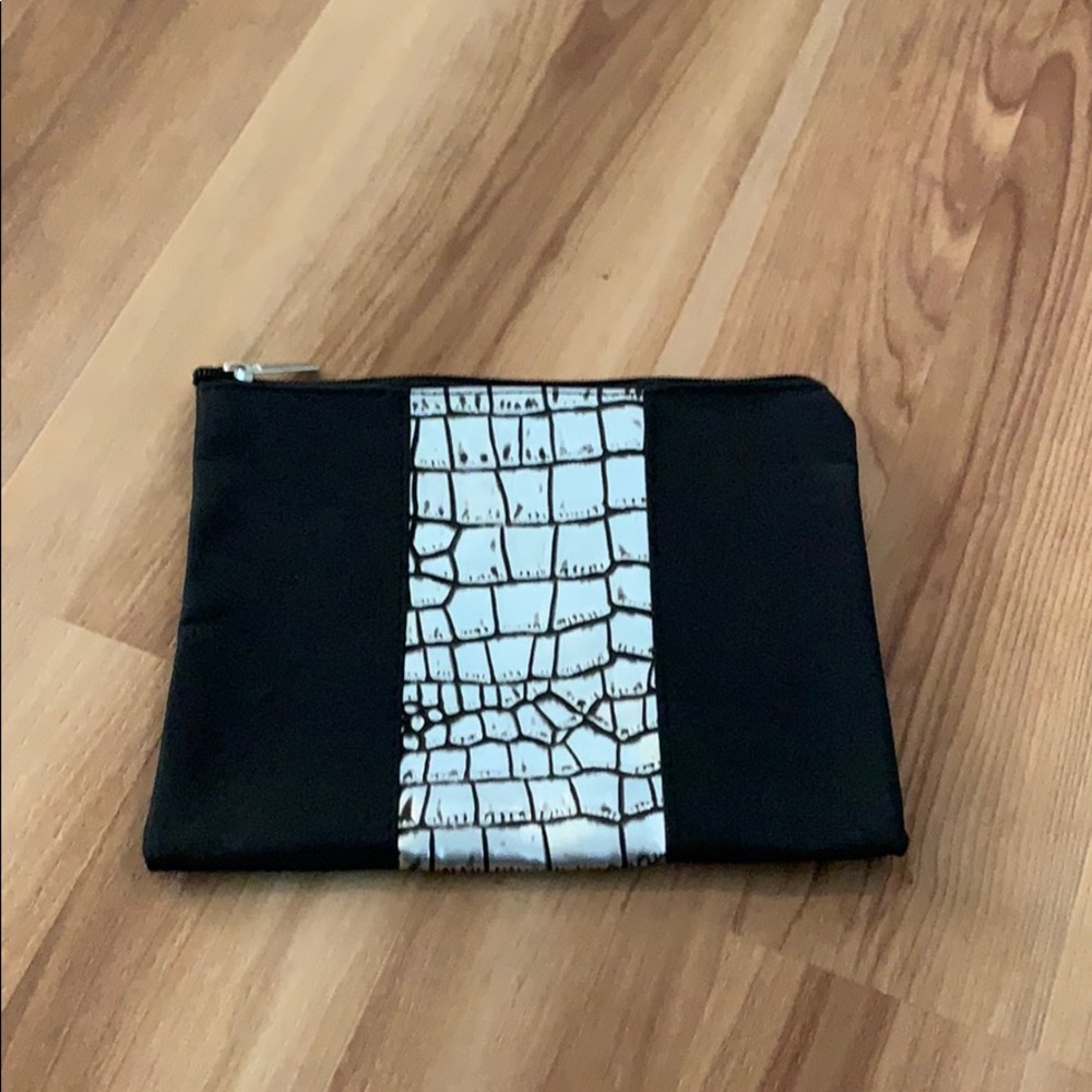 Makeup bag